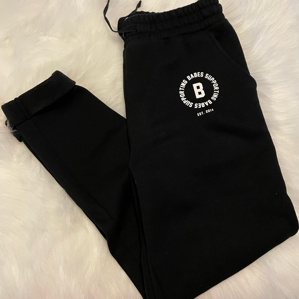 Brunette the label size M/L